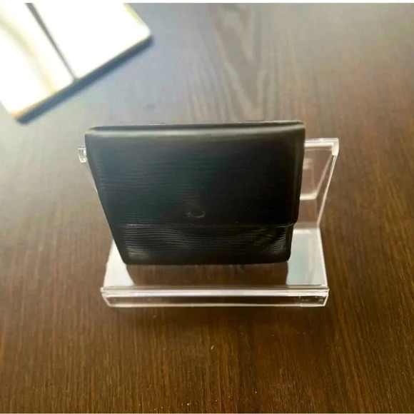 LouisVuitton Trifold wallet - Picture 1 of 5